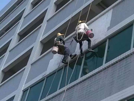 房子外墻滲水怎么做防水維修呢？